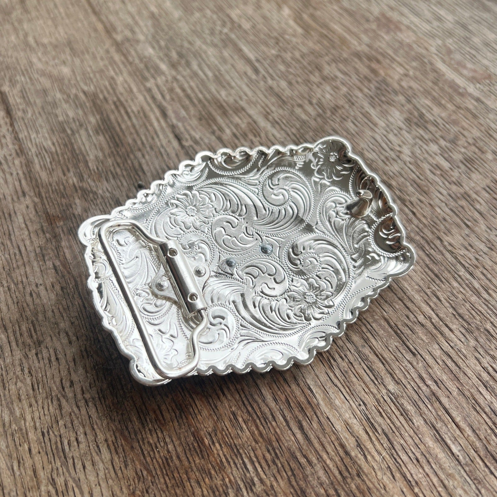 Hebilla para Cinto Cabeza de Toro Plata/Oro con Piedras Rojas