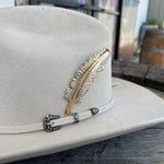 Pluma de Metal Para Sombrero Vaquero